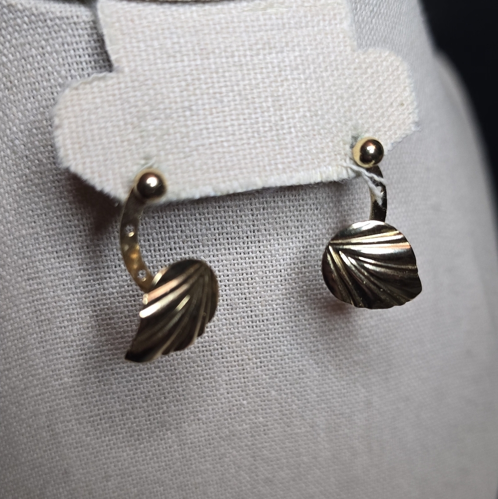 Gold-Toned Leaf Earrings